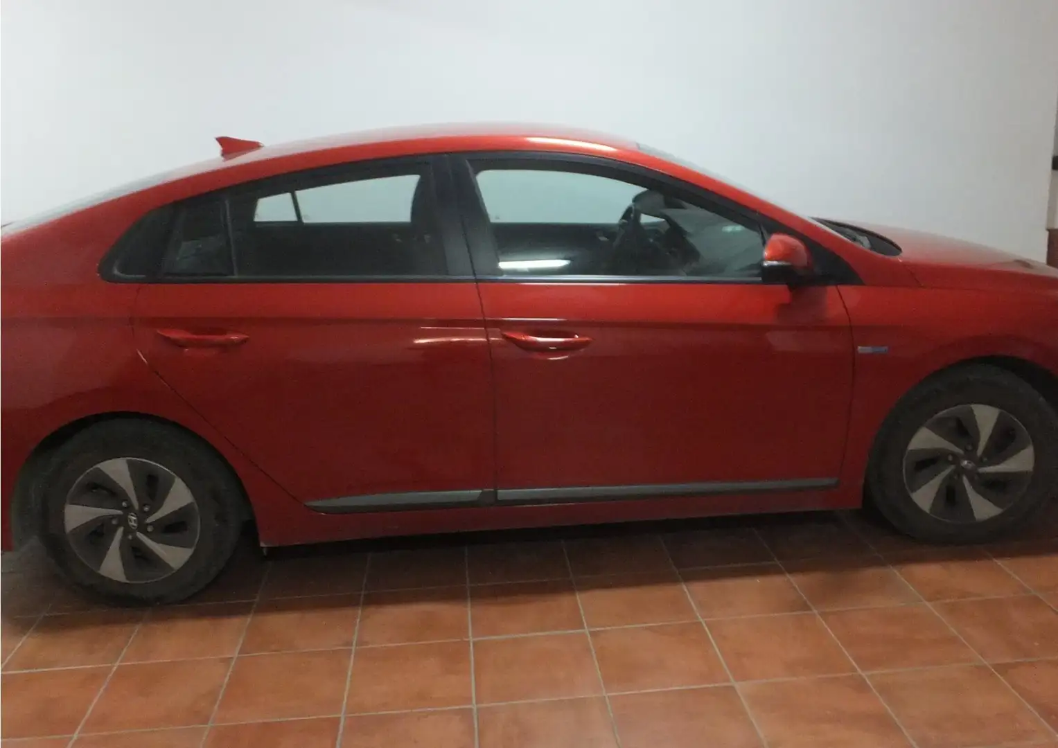 Hyundai IONIQ Ioniq 1.6 hybrid Classic 6dct Portocaliu - 1