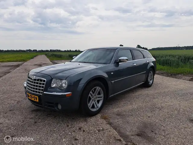 Chrysler 300C 2.7 V6 Touring