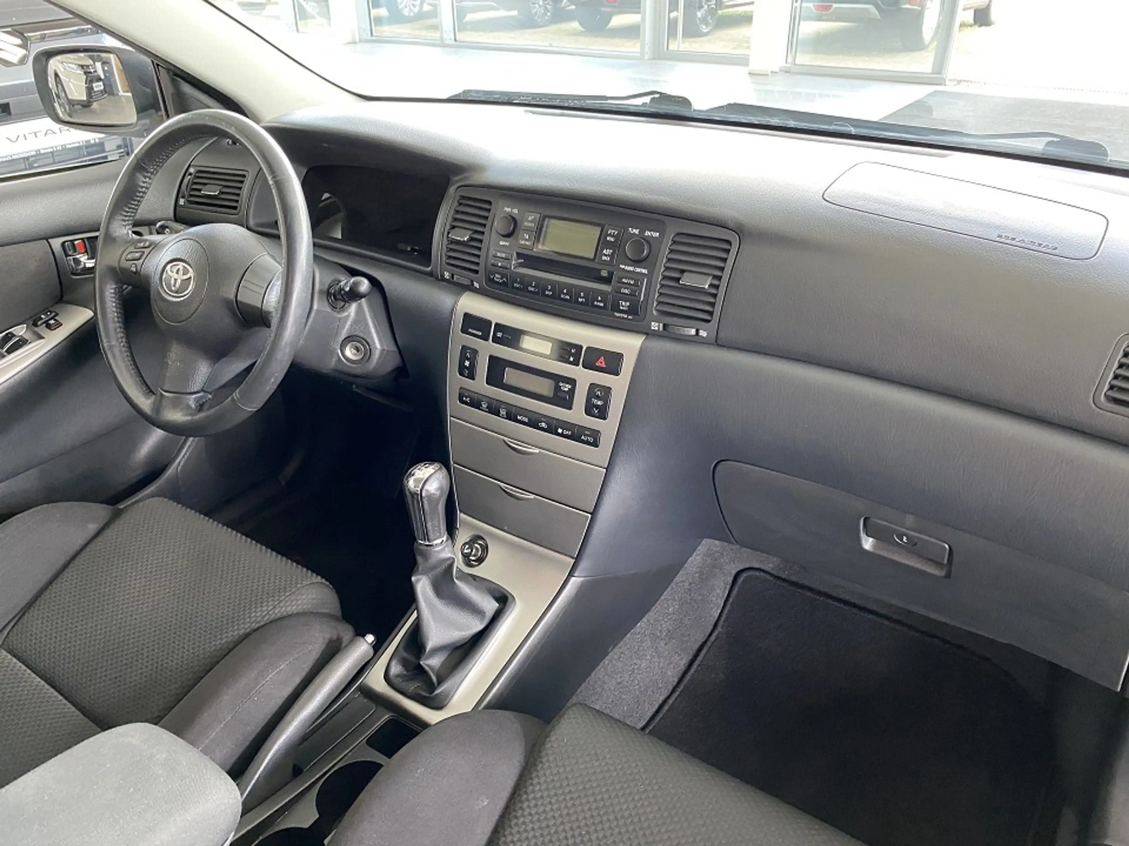 Toyota Corolla 1.4 Sol ALLWETTER KLIMAAUT. — photo 14