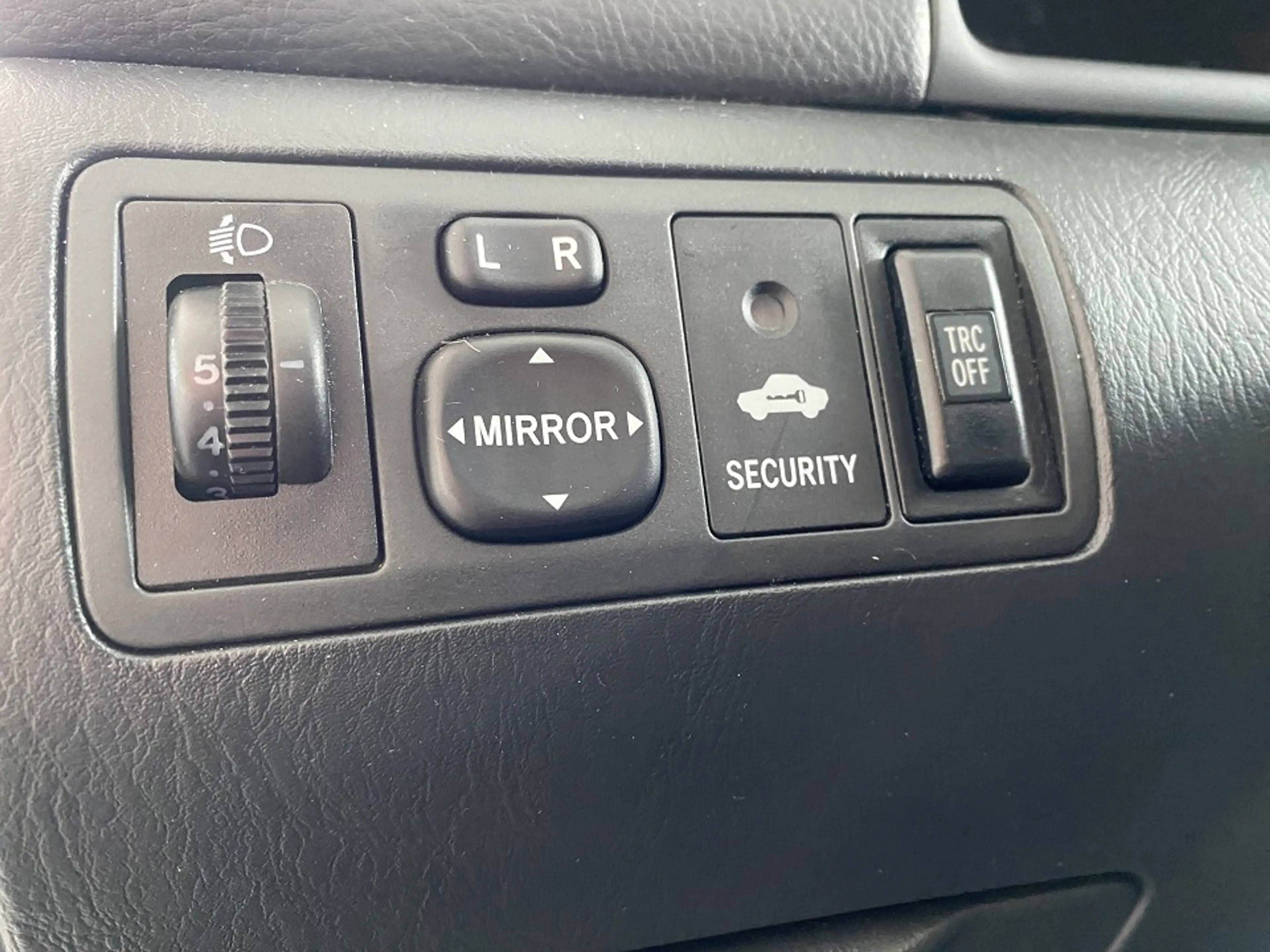 Toyota Corolla 1.4 Sol ALLWETTER KLIMAAUT. — photo 15