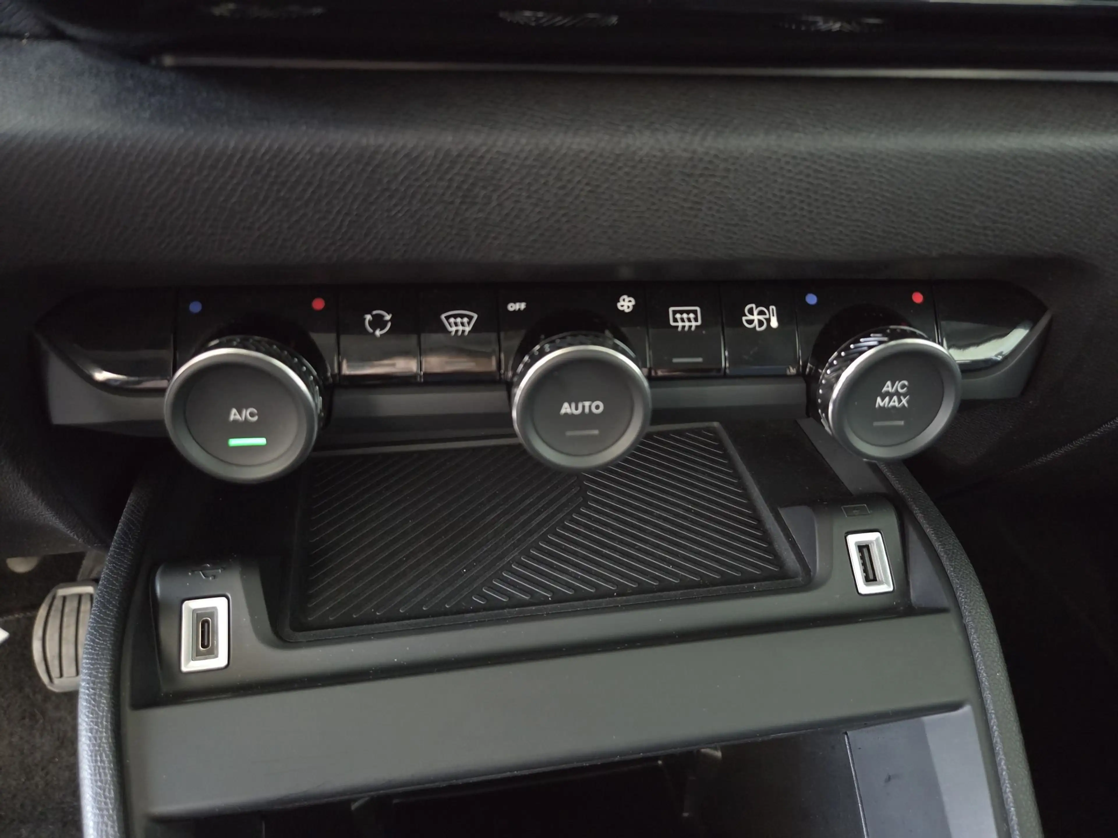 Citroen C4 Apple carplay & Android - DAB radio - Camera - LED Lights - Auto airco — photo 15