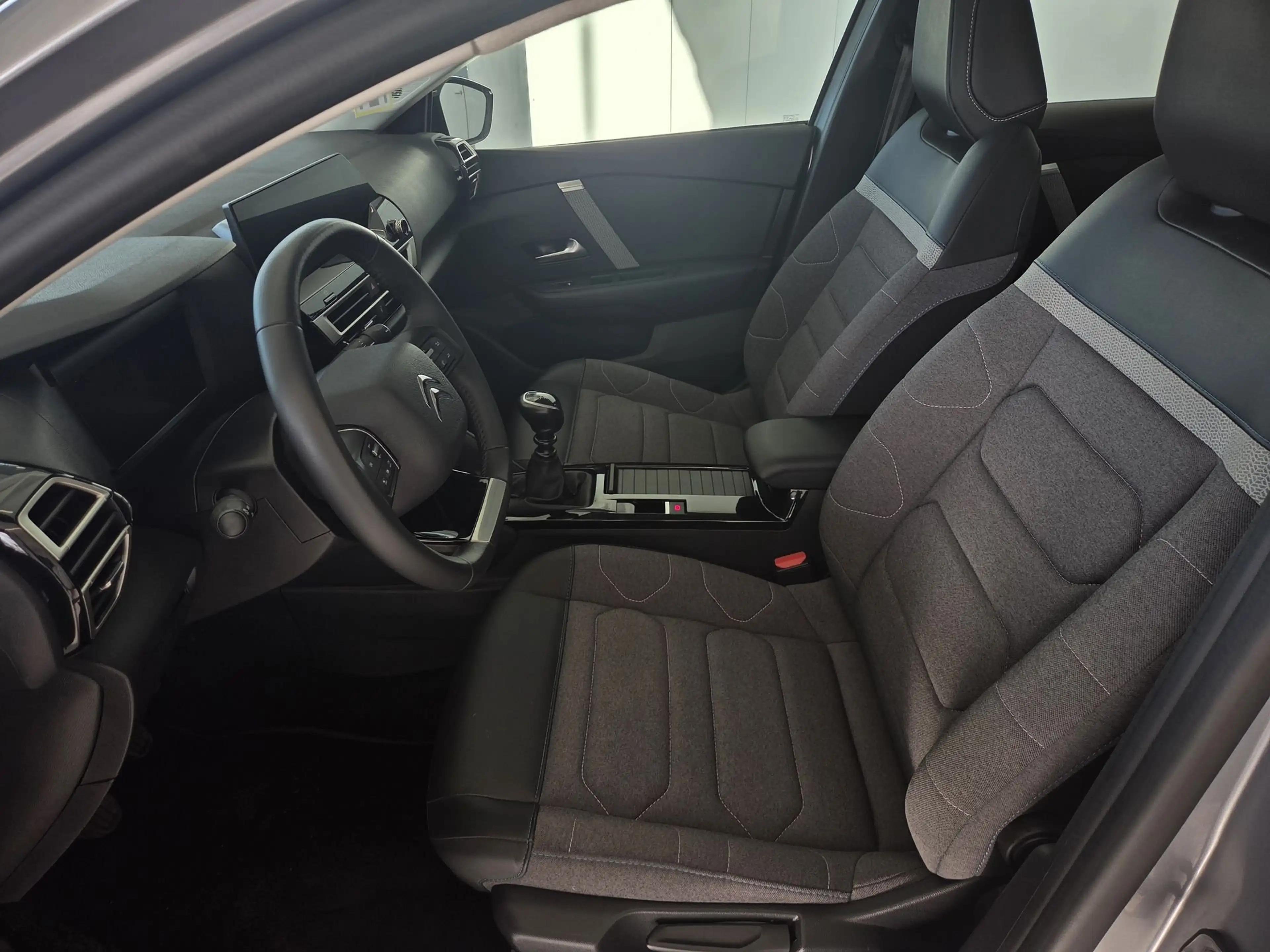 Citroen C4 Apple carplay & Android - DAB radio - Camera - LED Lights - Auto airco — photo 6