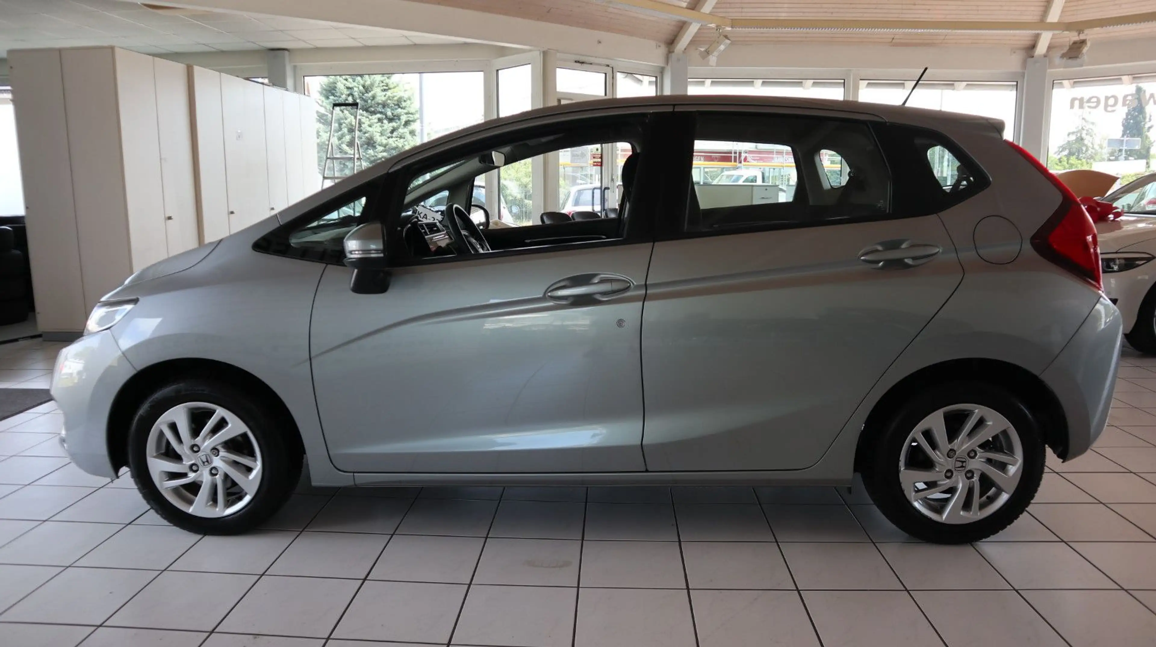 Honda Jazz Comfort*AUTOMATIK*SHZ*FREISPRECH*PDC V+H* — photo 5