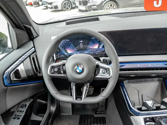 BMW X3 view 8