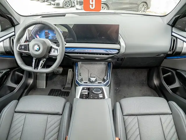 BMW X3 view 5