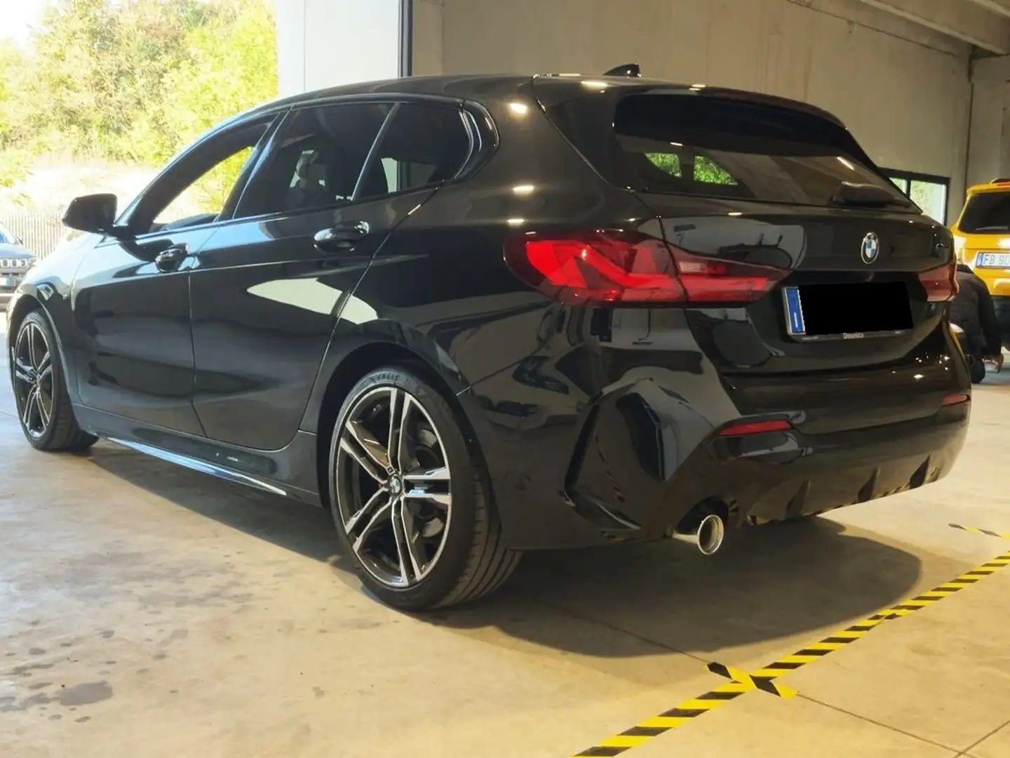 BMW 116 116d Msport auto Nero - 2