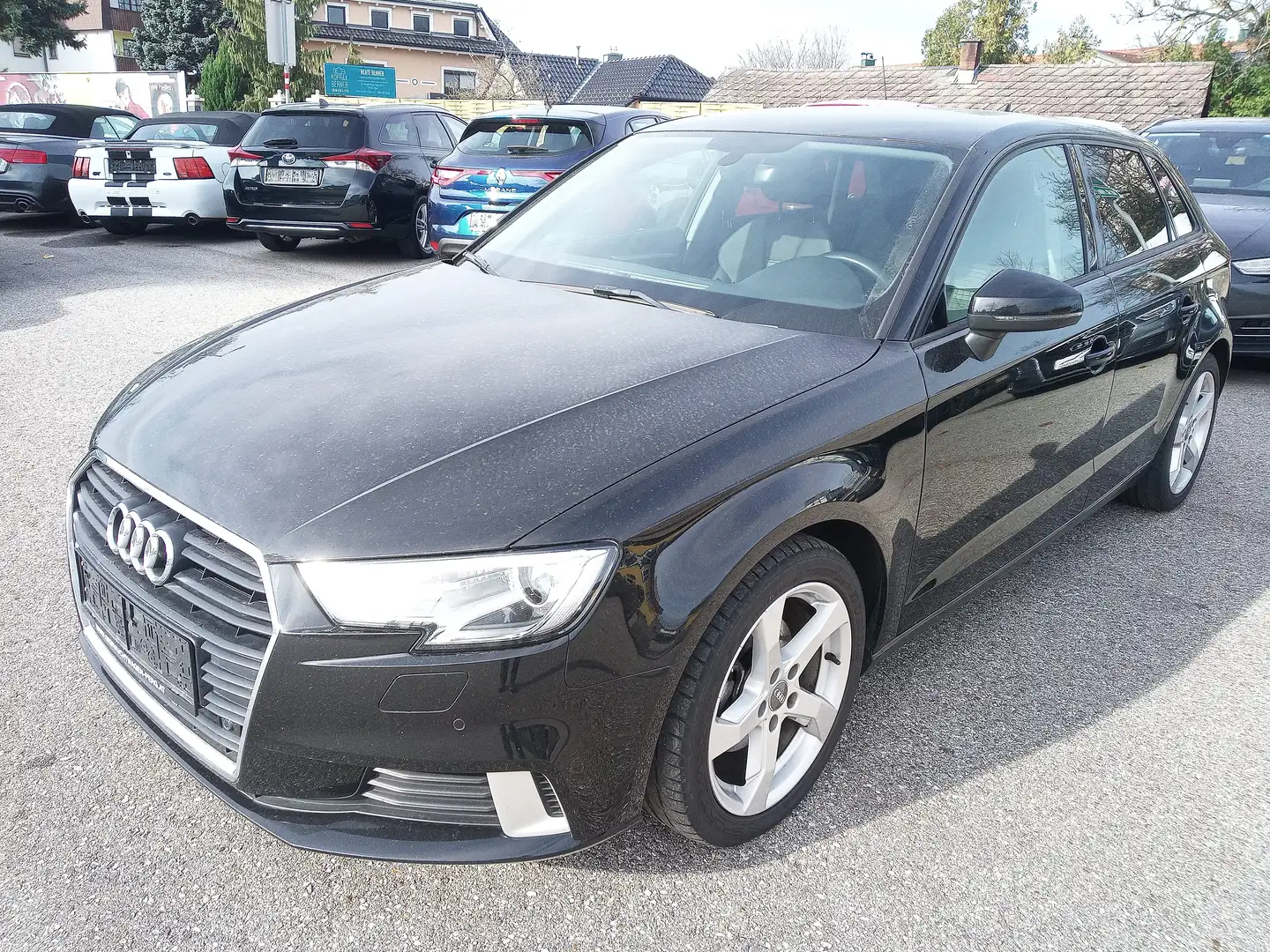 Audi A3 1,6 TDI sportback Xenon NAVI Freispr. Sitzheizung Schwarz - 1