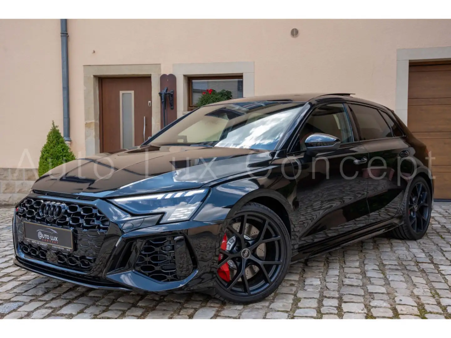 Audi RS3 Sportback 2.5 TFSI quattro S tronic 7 Noir - 1