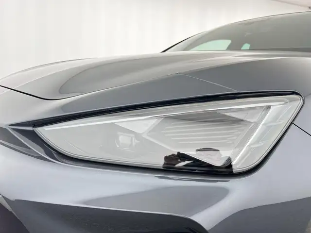 Cupra Leon view 6