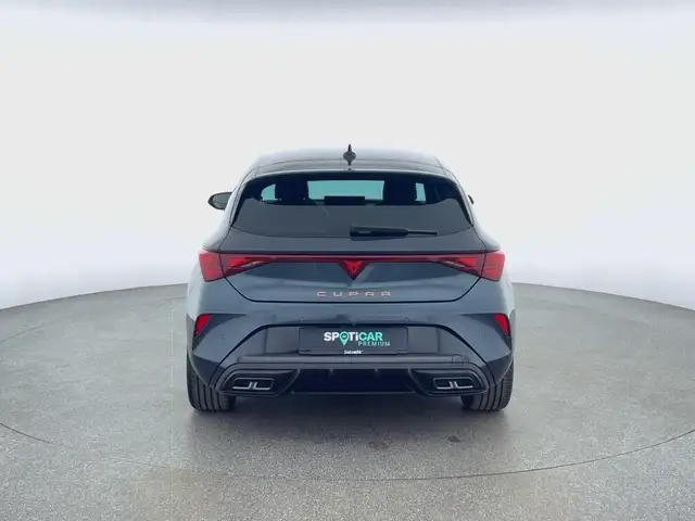 Cupra Leon view 3