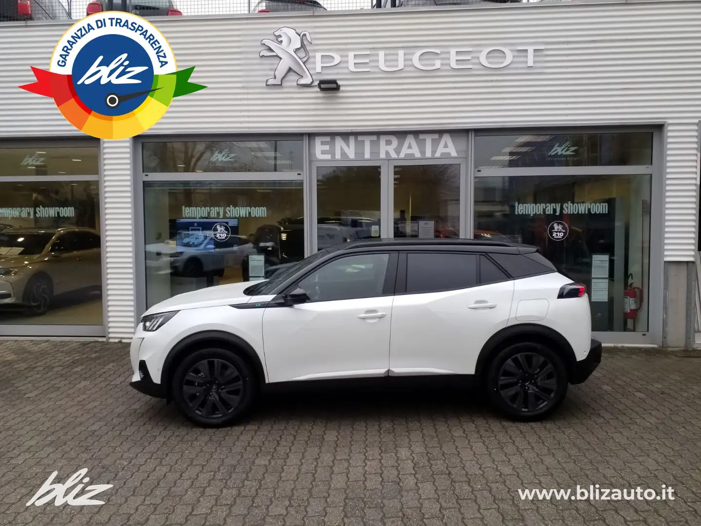 Peugeot e-2008 gt pack 100kw Bianco - 2