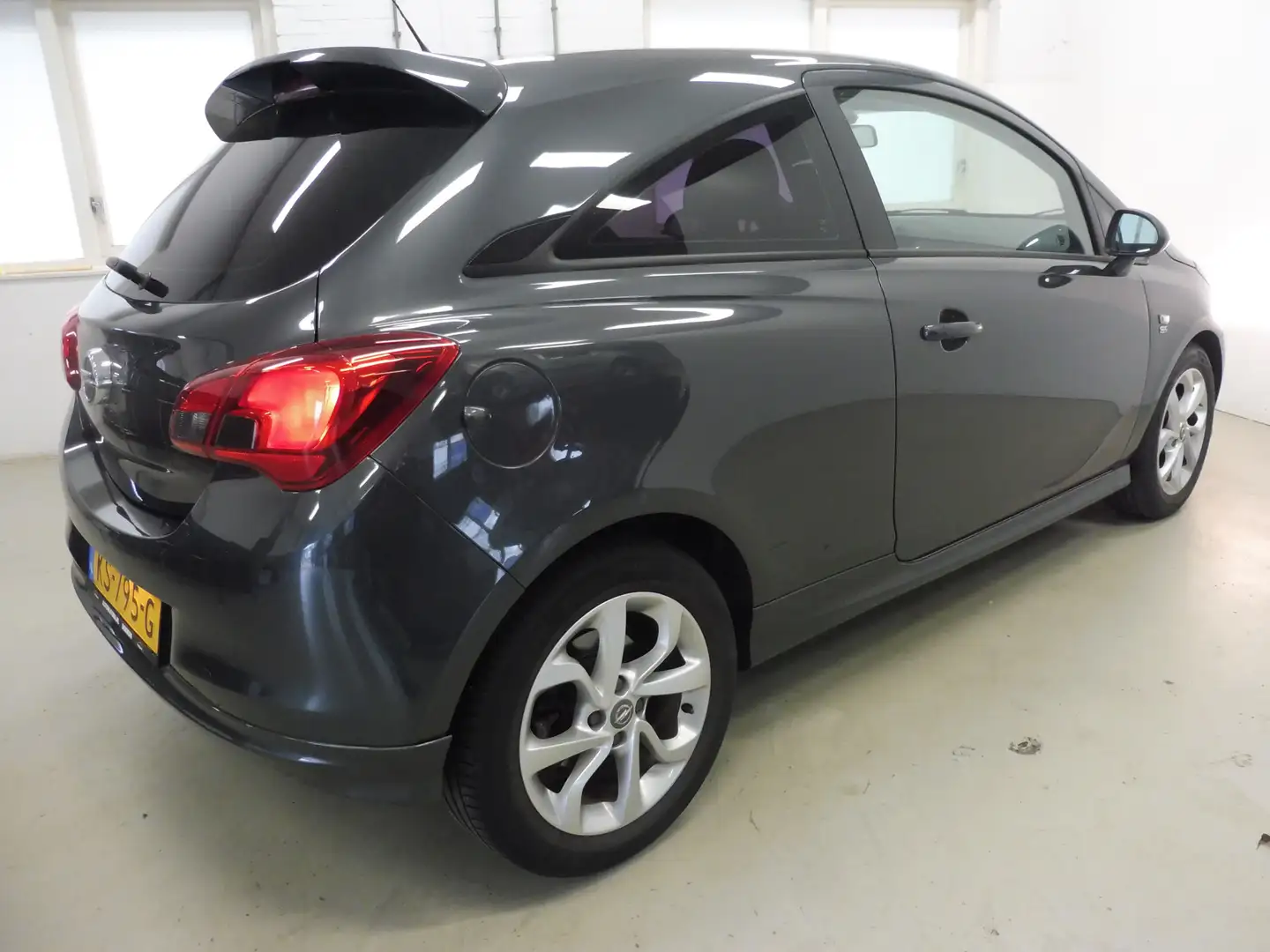 Opel Corsa 1.0 Turbo Color Edition OPC pakket Cruisecontrole Grijs - 2