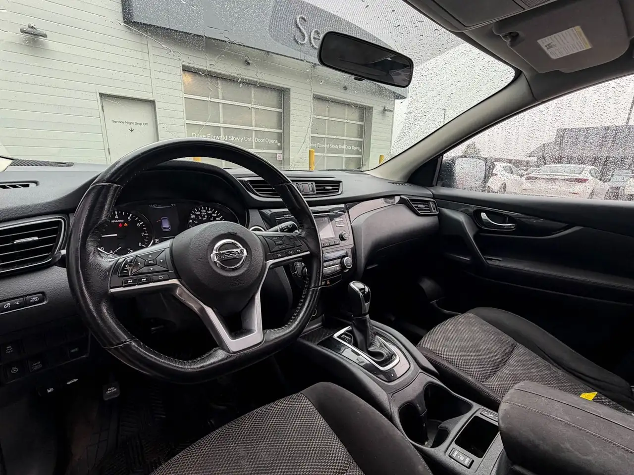 Nissan Qashqai снимка Nissan Qashqai