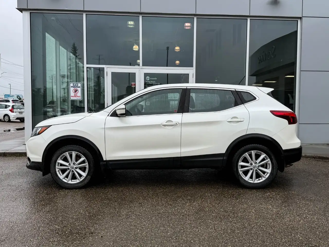 Nissan Qashqai снимка Nissan Qashqai