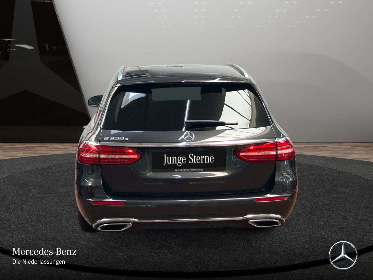 Mercedes-Benz E 300