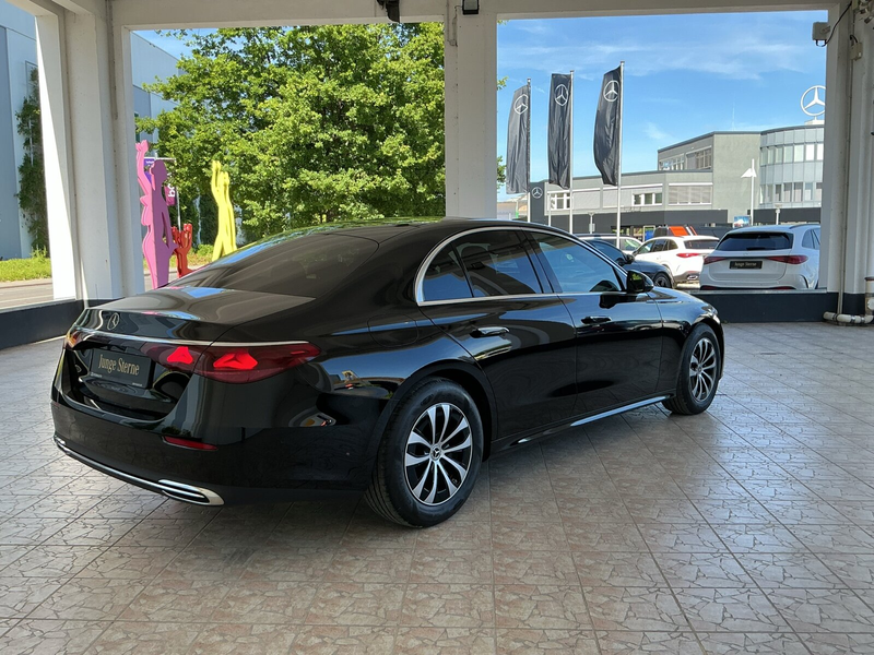 Mercedes-Benz E 200 E 200 Avantgarde/Distronic/Kamera/Pano.-Dach Navi — photo 5