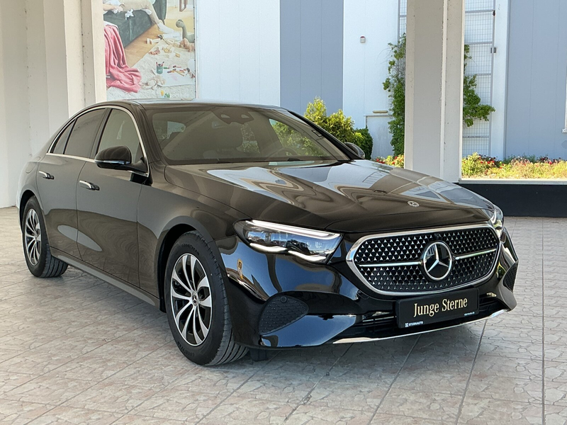 Mercedes-Benz E 200 E 200 Avantgarde/Distronic/Kamera/Pano.-Dach Navi — photo 3