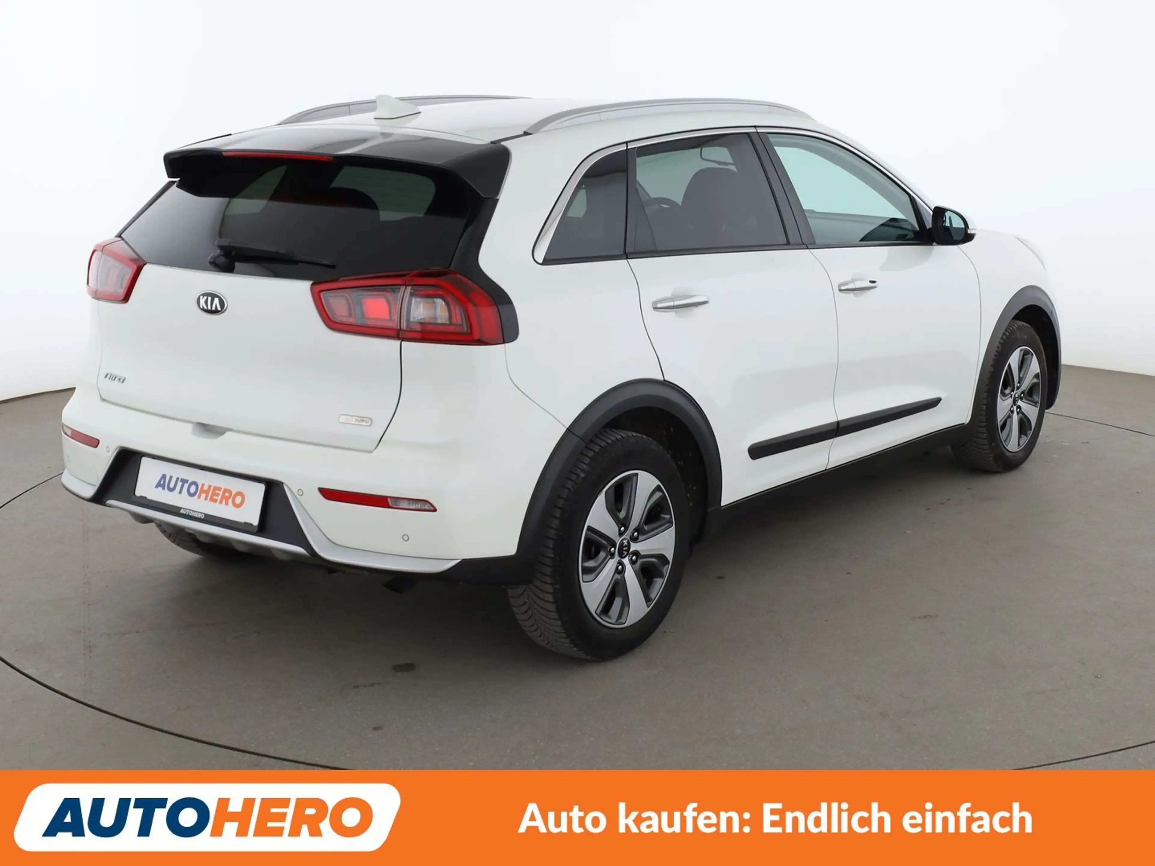 Kia Niro 1.6 Hybrid Vision Aut.*NAVI*CAM*ACC* — photo 6