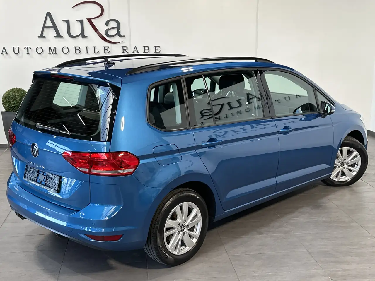 Volkswagen Touran 2.0 TDI DSG IQ-DRIVE NAV+LED+KAM+ACC+VC 5