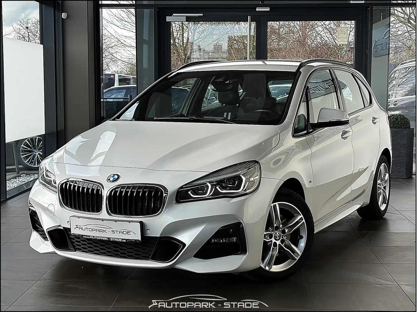 BMW 218 d M Sport LED Navi Assist. Blanc - 2
