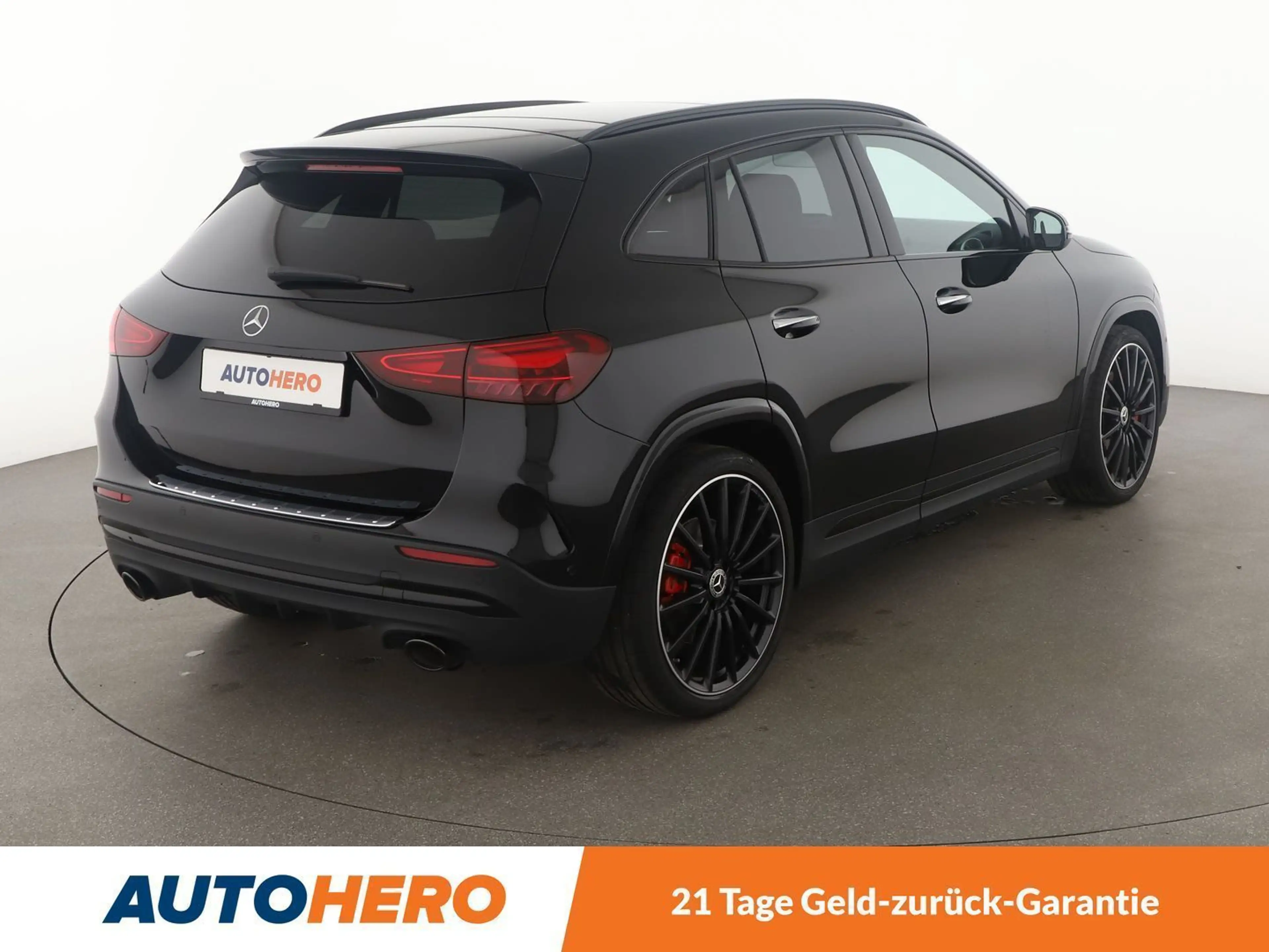 Mercedes-Benz GLA 35 AMG AMG 4Matic Aut.*LED*NAVI*ACC*CAM*PDC*SHZ*AHK*PANO* — photo 6