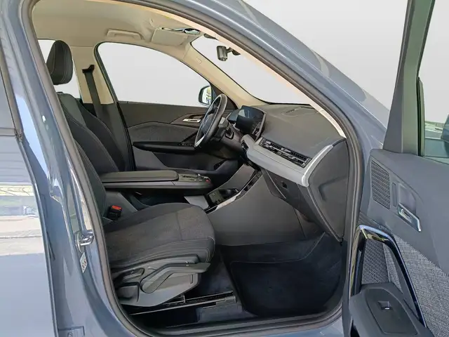 BMW X1 view 11