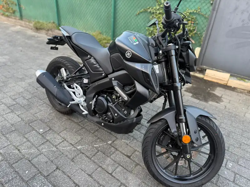 Yamaha MT-125 - foto 2