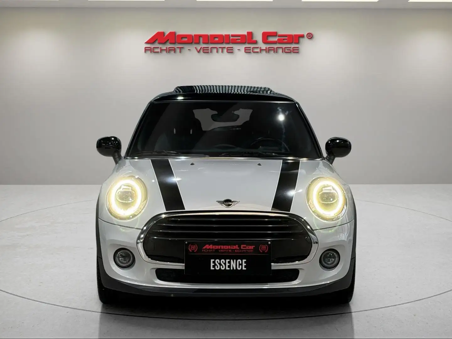 MINI Cooper Mini 1.5 Cooper * GPS * BLUETOOTH * toit pano * Grijs - 2
