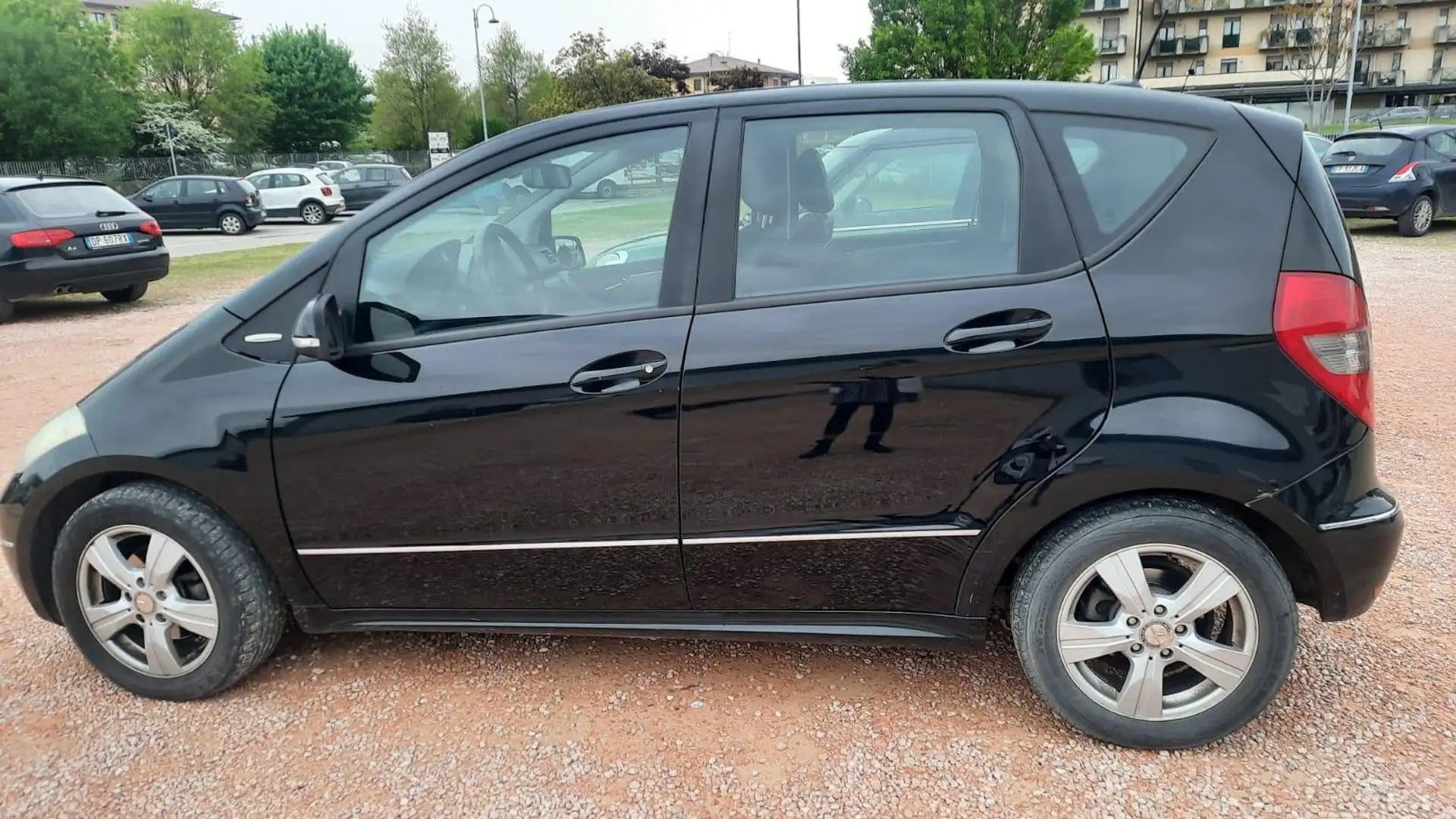 Mercedes-Benz A 180 Classe A - W/C 169 cdi Elegance FL Nero - 2