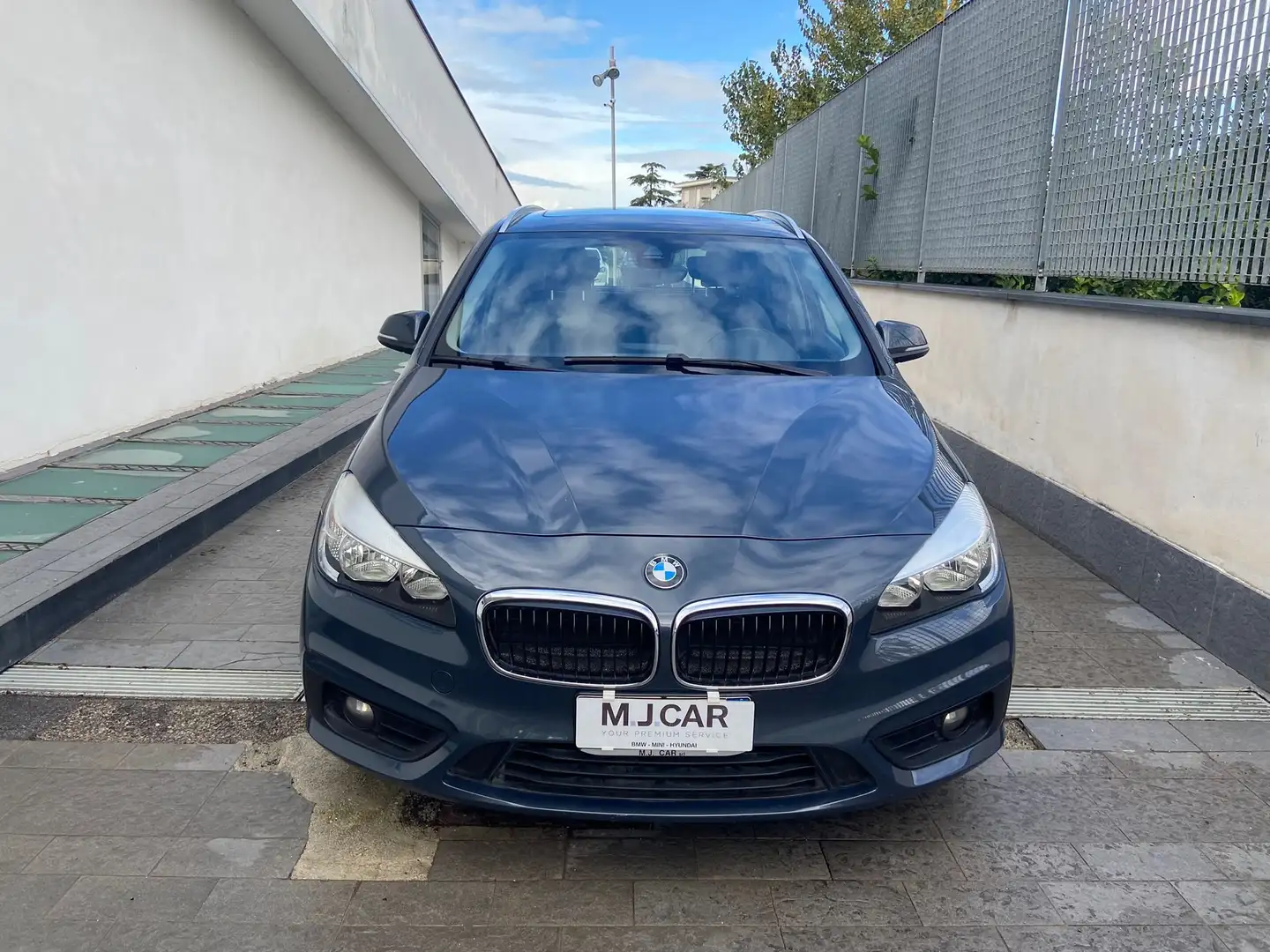 BMW 216 Active Tourer Advantage Szary - 2