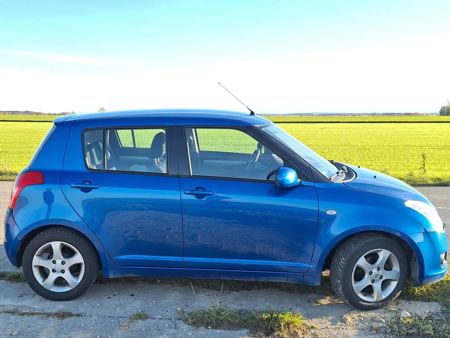 Suzuki Swift Swift 1.5 Comfort Blau - 1