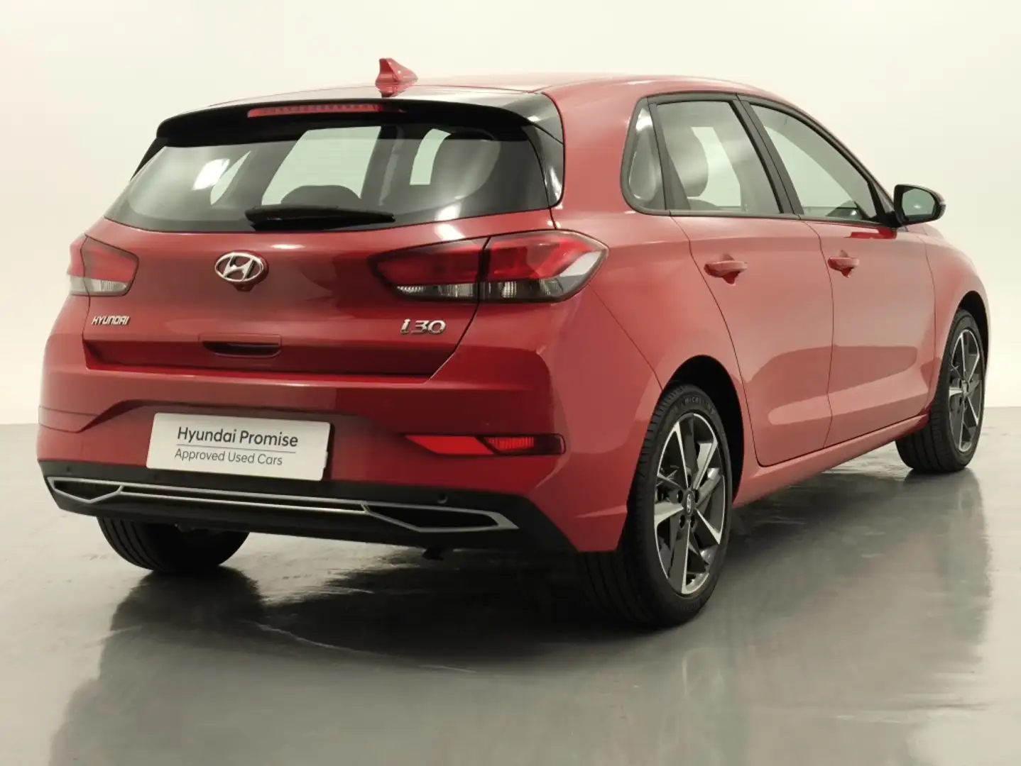 Hyundai i30 1.5 DPI Klass SLX 110 Красный - 2