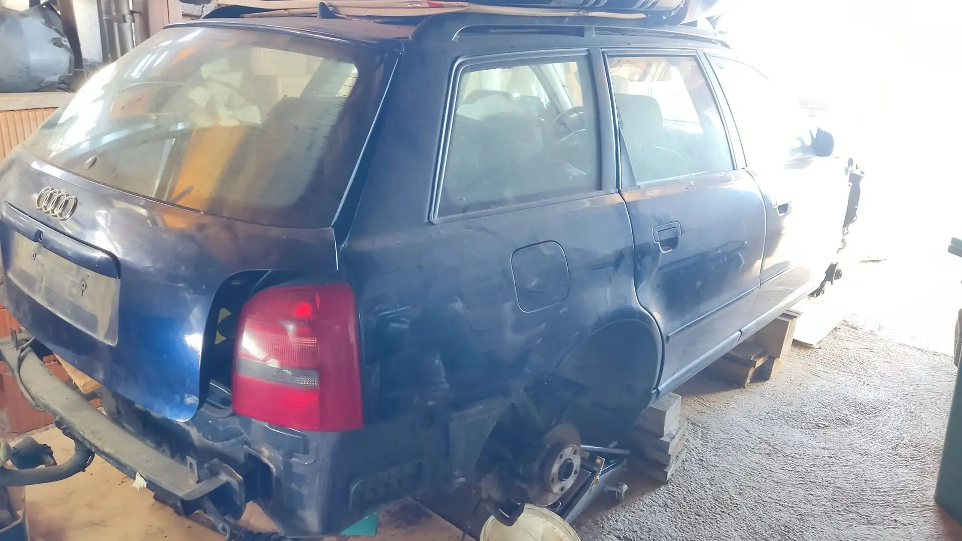 Audi A4 A4 Avant quattro 1,9 TDI Blau - 1