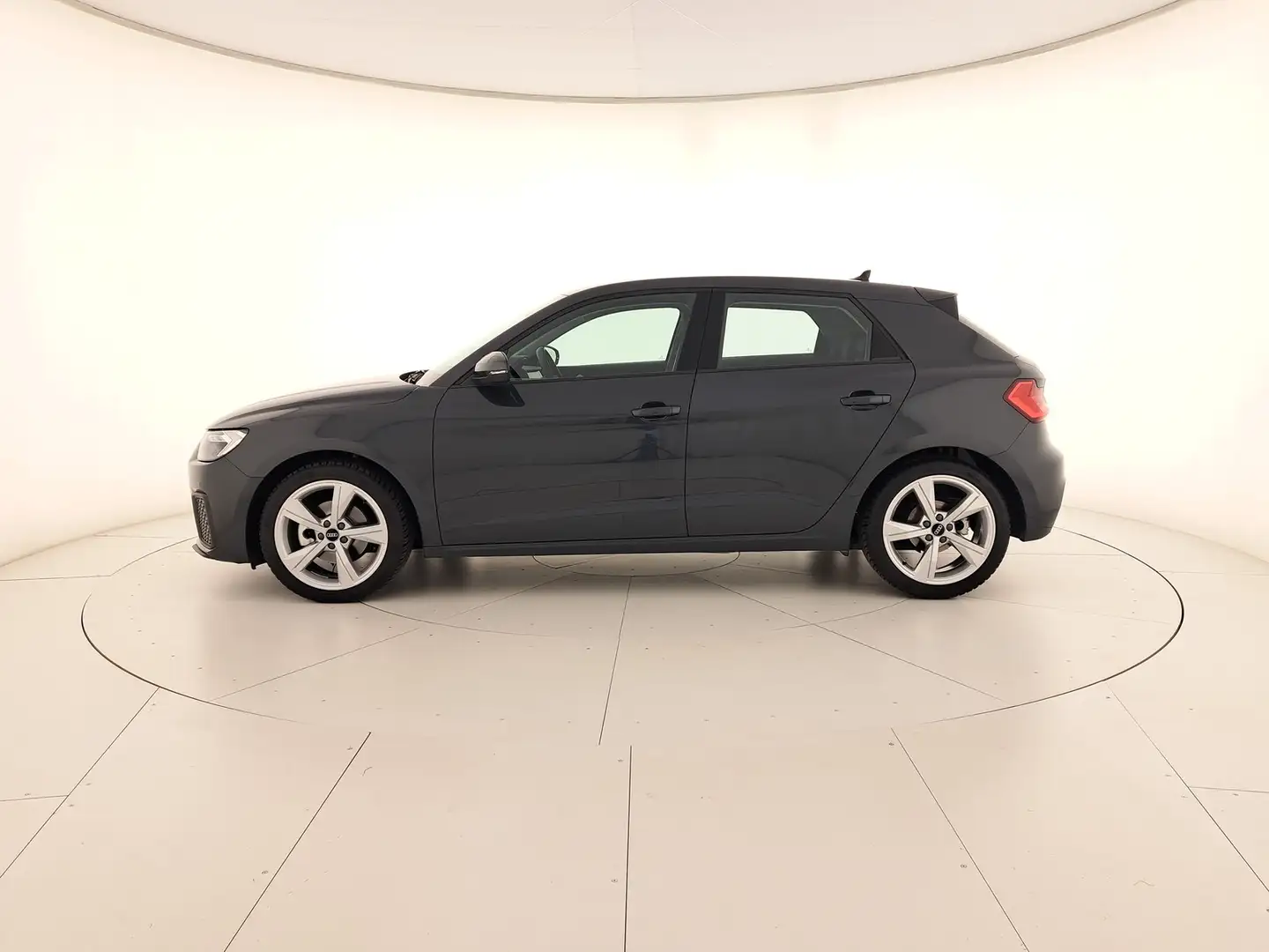 Audi A1 sportback 30 1.0 tfsi admired 110cv Grigio - 2