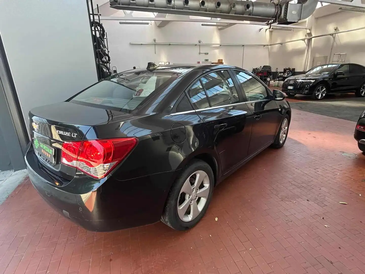 Chevrolet Cruze 2.0 D 150CV 4 porte SOLO OPERATORI DEL SETTORE Nero - 2