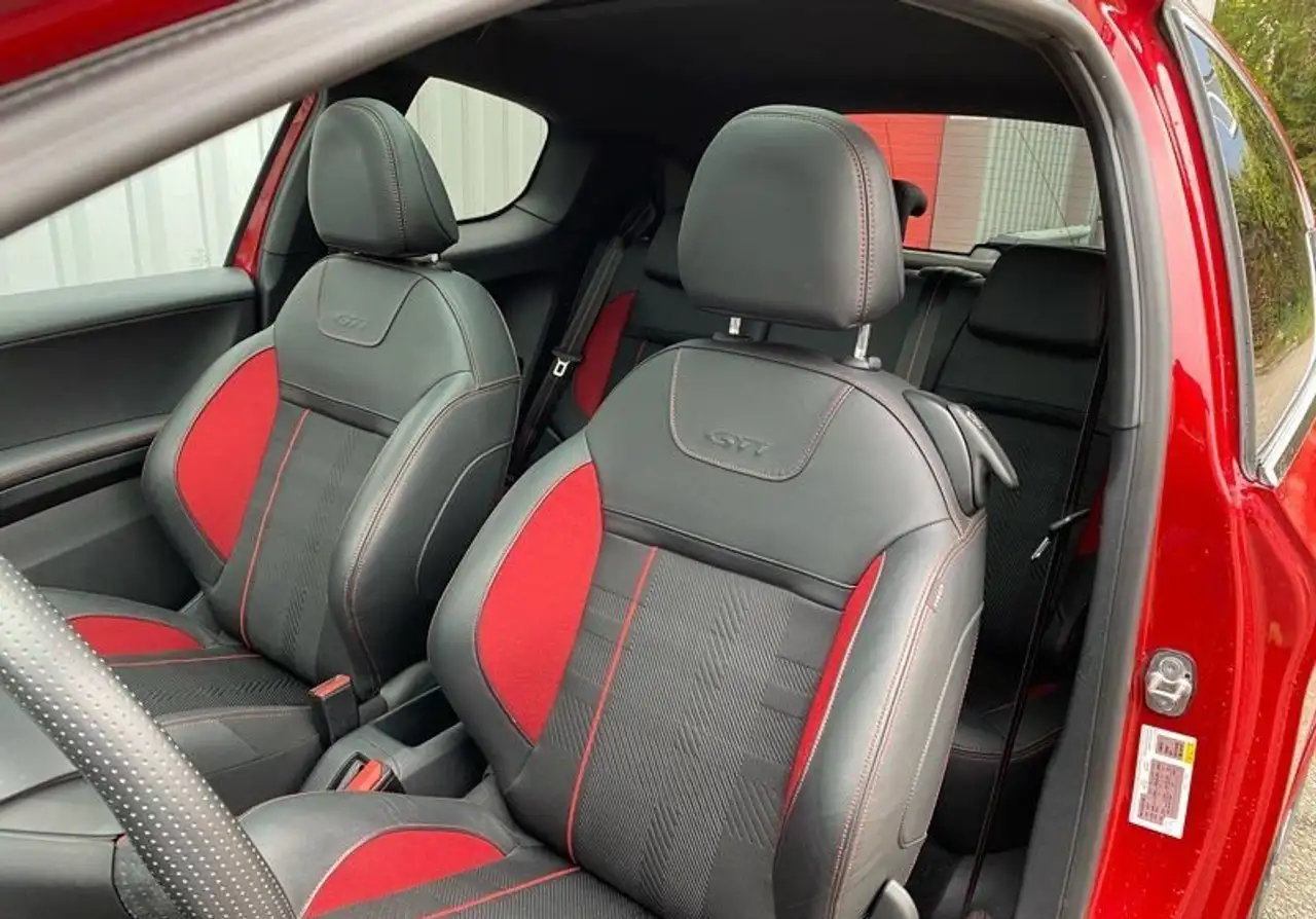 Peugeot 208 208 — photo 9