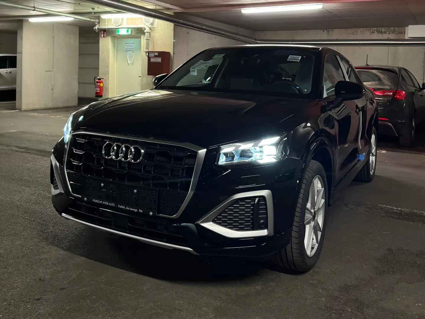 Audi Q2 Q2 30 TFSI admired Schwarz - 1