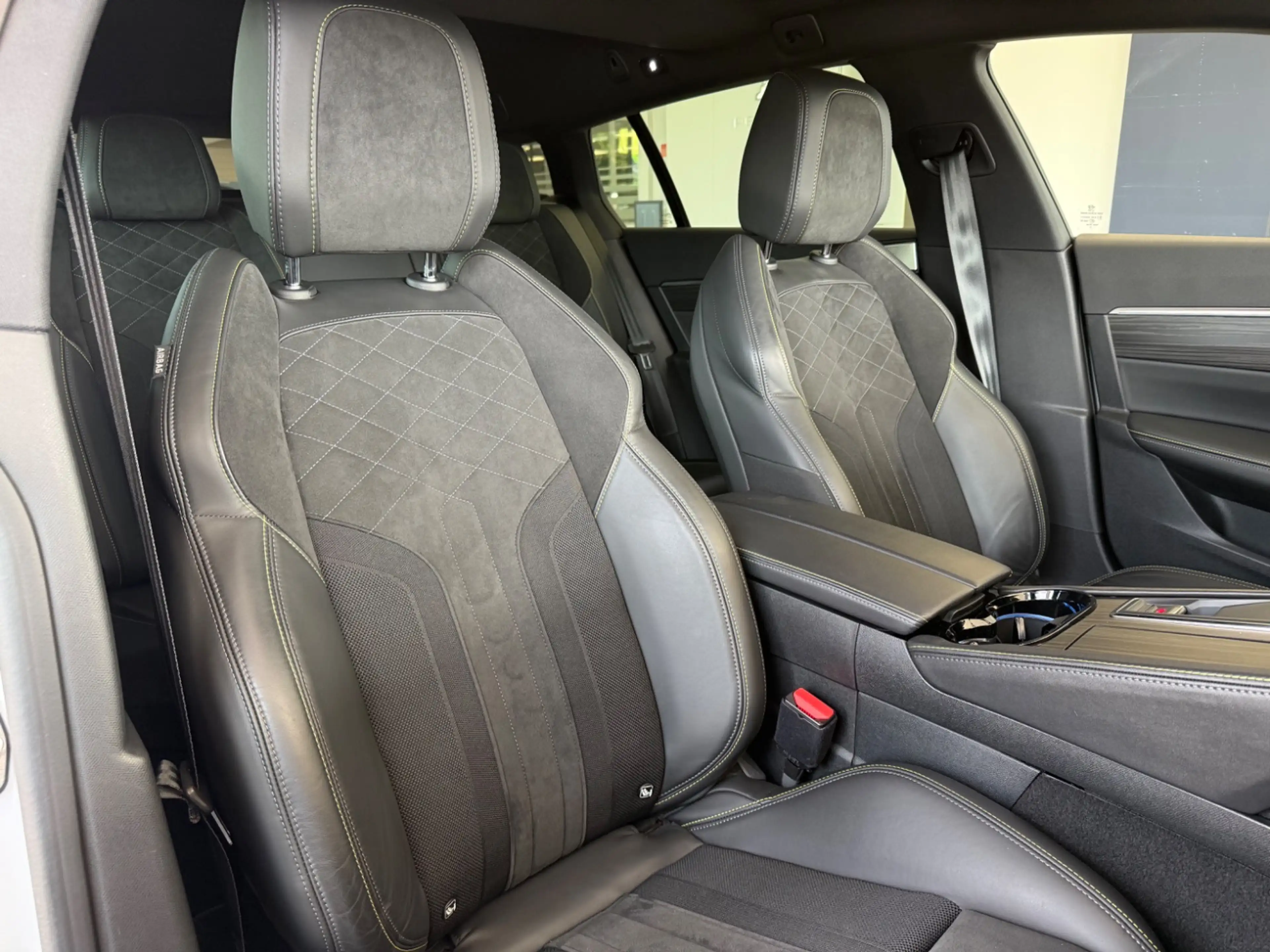 Peugeot 508 SW PSE Anhängerkupplung | Schiebedach — photo 14