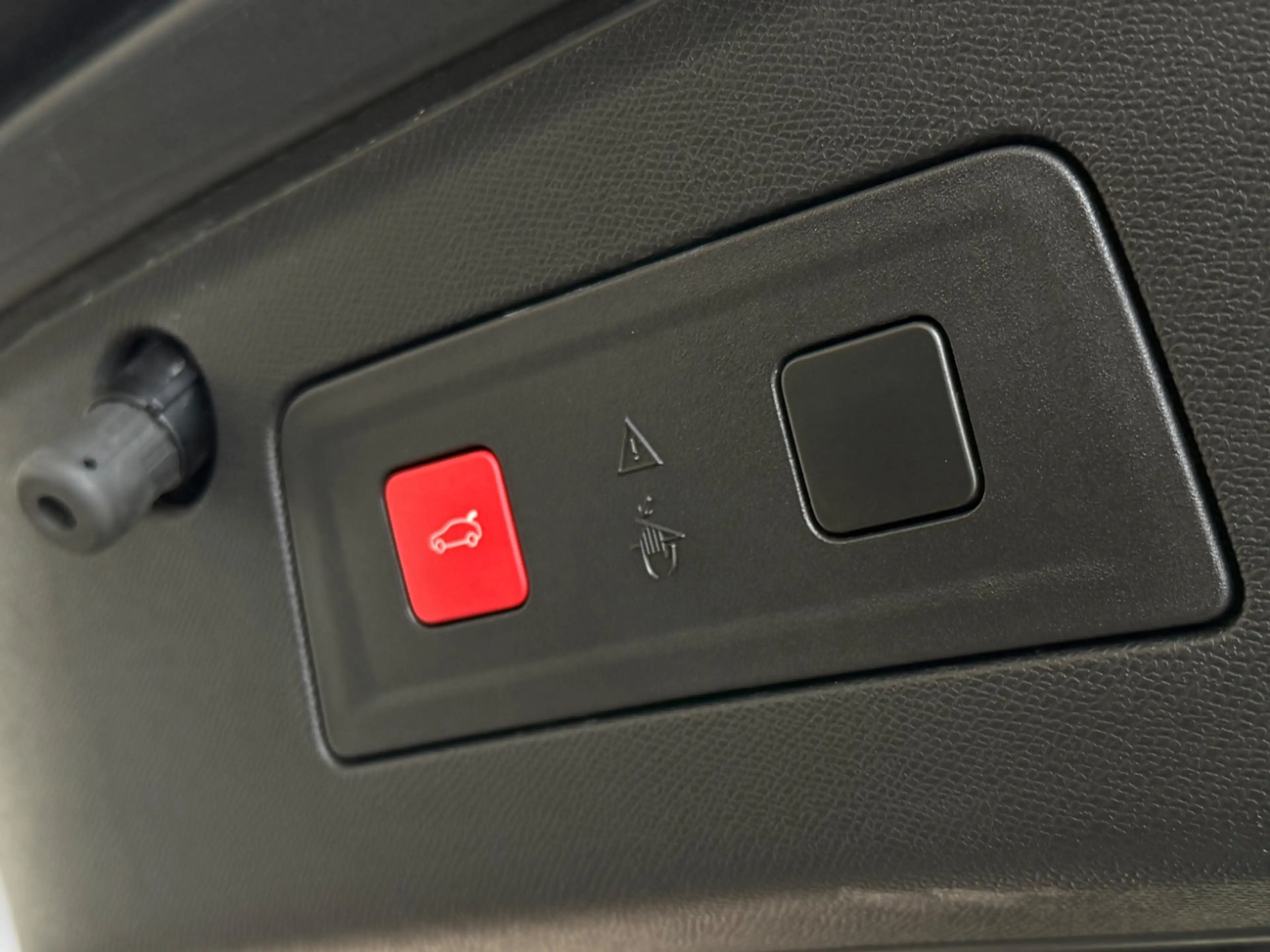 Peugeot 508 SW PSE Anhängerkupplung | Schiebedach — photo 12