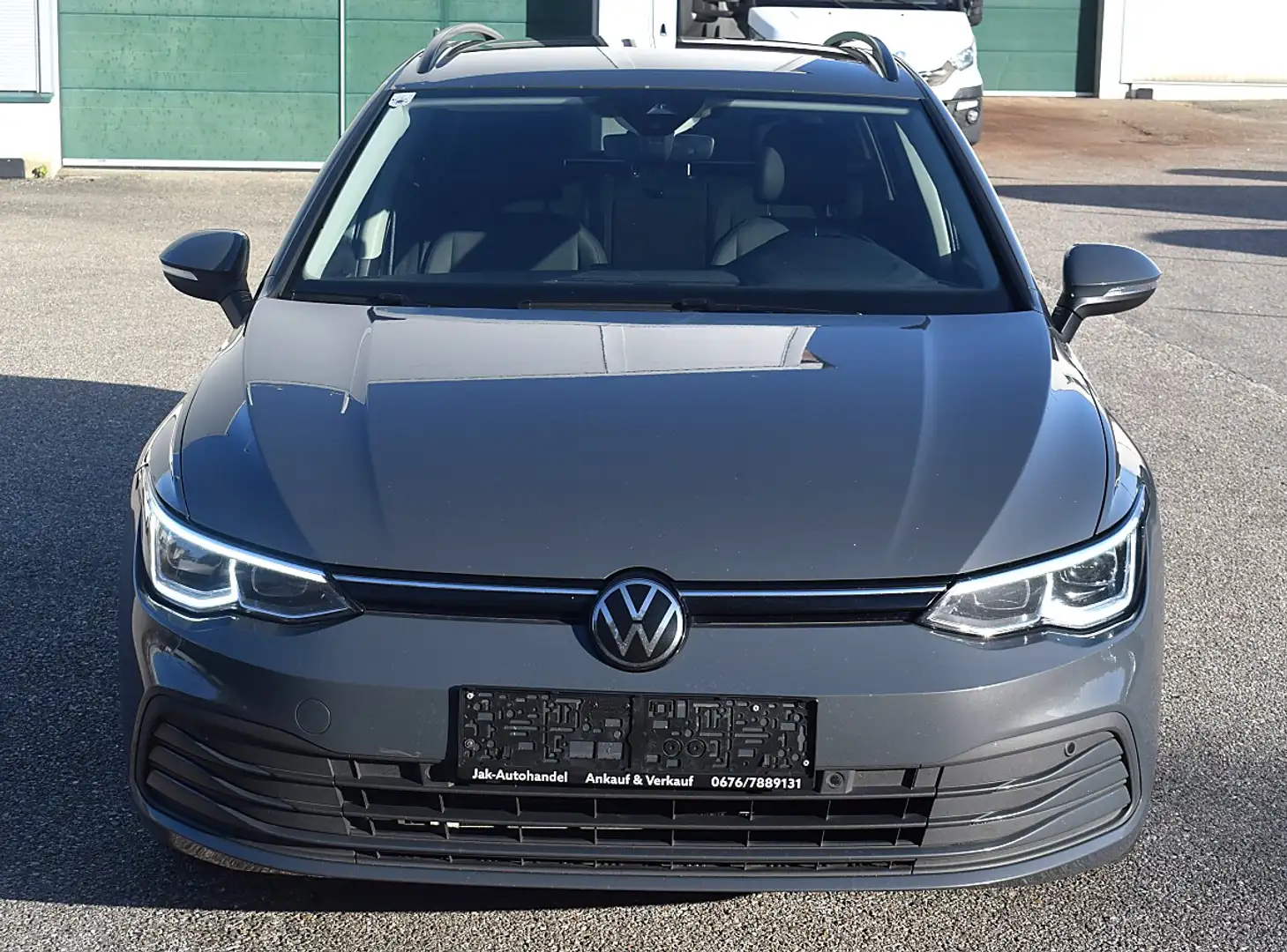 Volkswagen Golf VIII 2.0 TDI Life (EURO 6d) Grau - 2