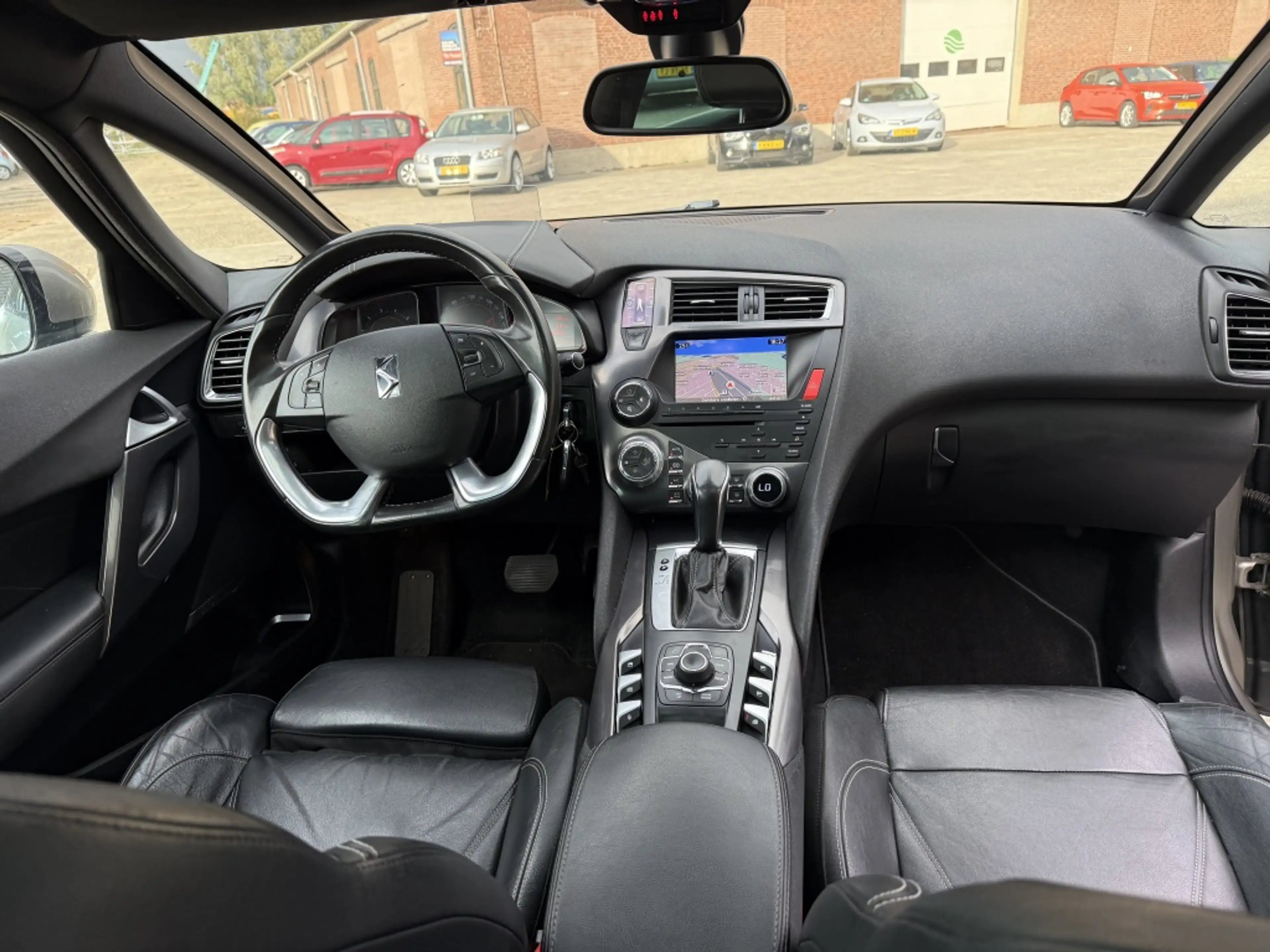 Citroen DS5 1.6 THP So Chic — photo 6