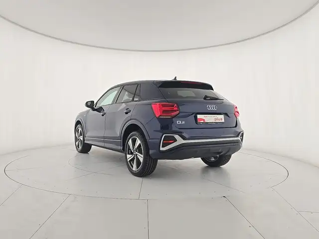 Audi Q2 view 3