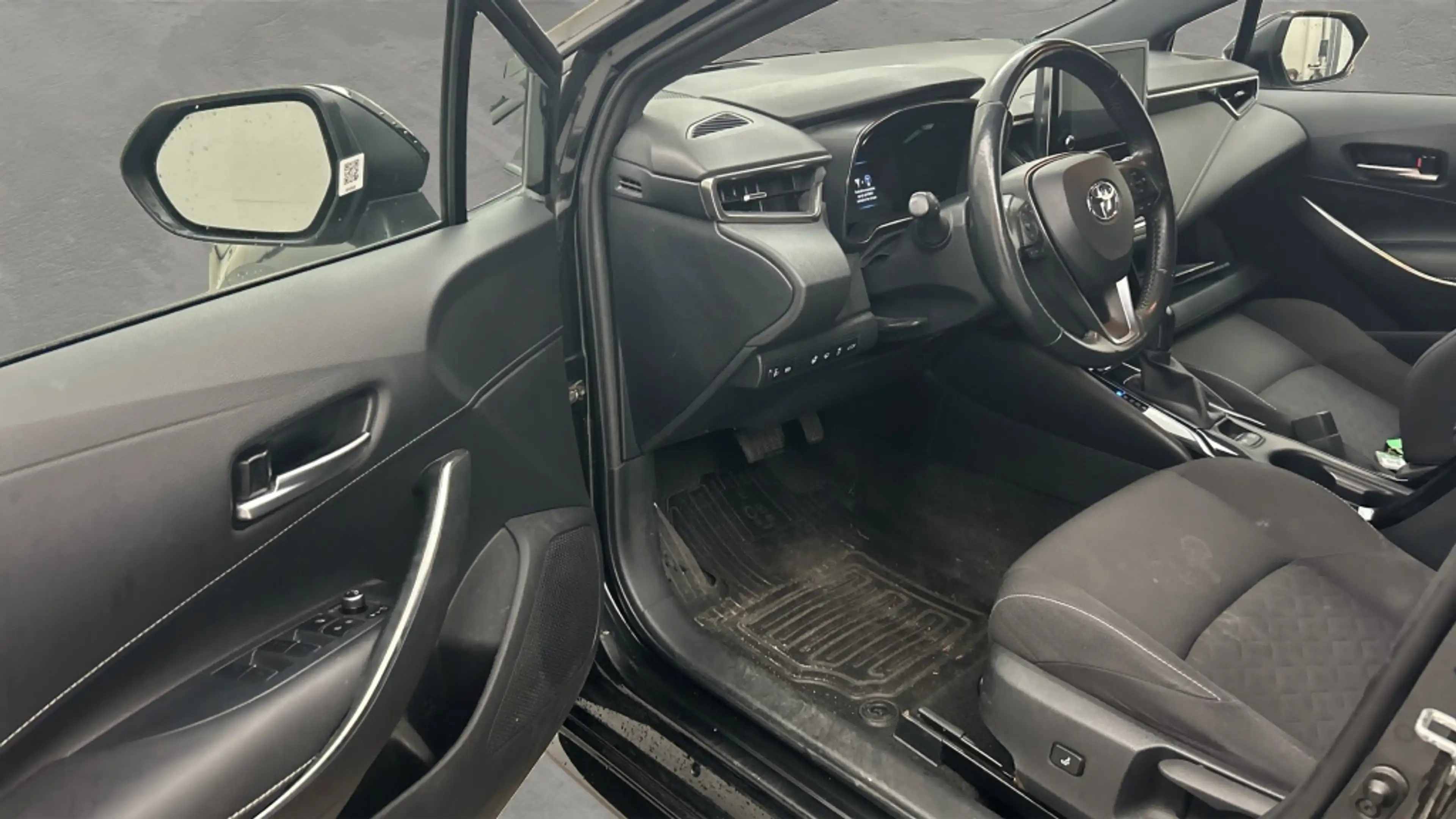 Toyota Corolla Touring Sports Hud Electris 1.8 Hybrid Dynamic — photo 5