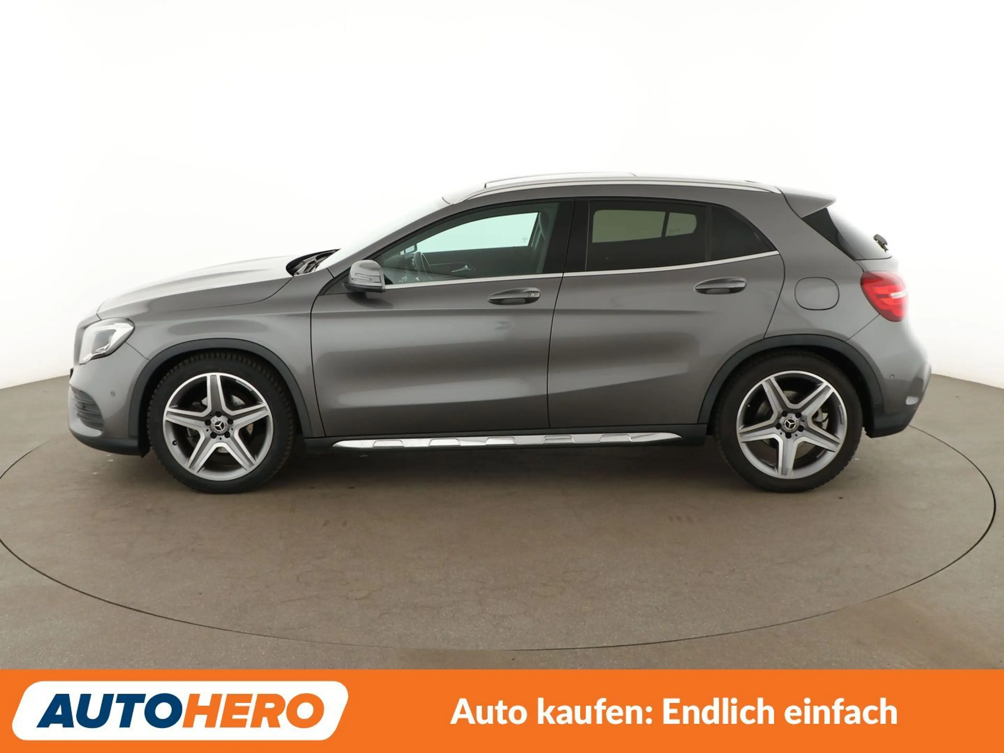 Mercedes-Benz GLA 200 GLA 200 AMG Line Aut.*NAVI*LED*PDC*SHZ* — photo 3