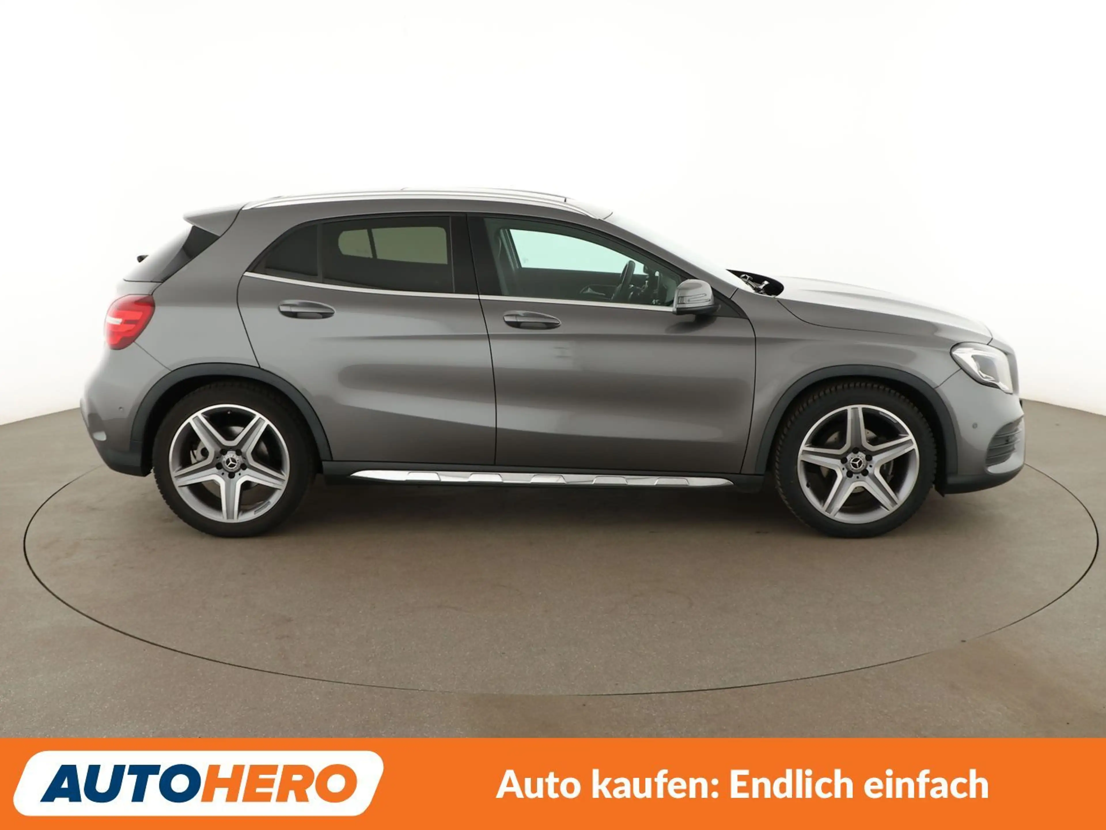Mercedes-Benz GLA 200 GLA 200 AMG Line Aut.*NAVI*LED*PDC*SHZ* — photo 7