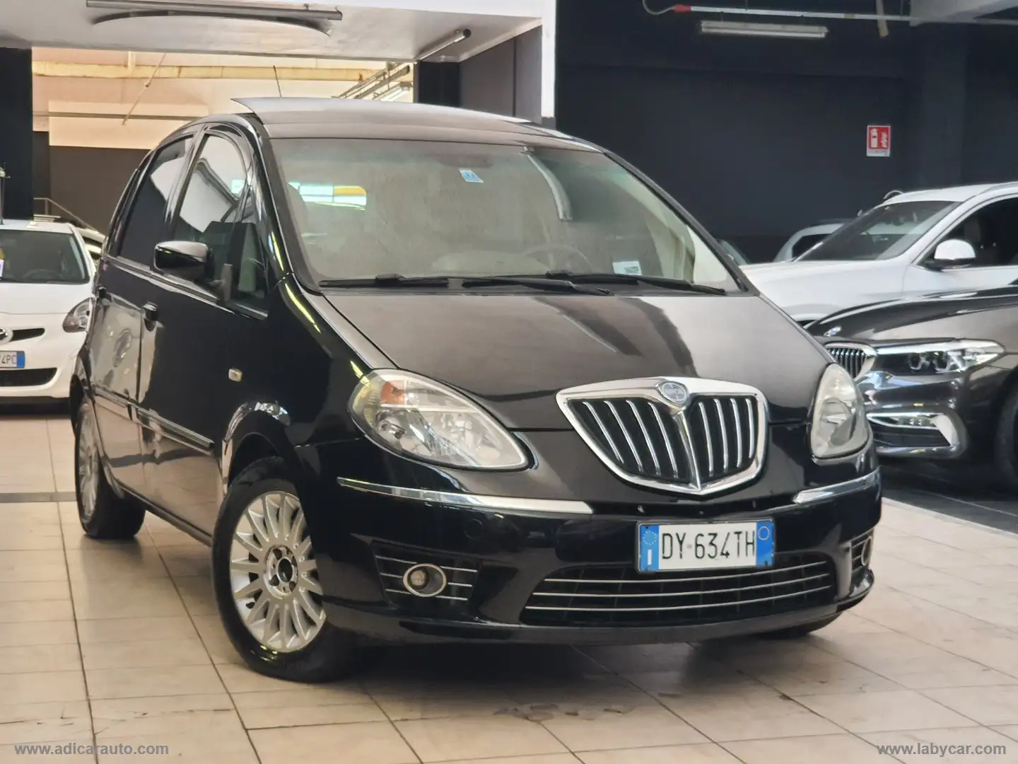 Lancia MUSA 1.4 Platino Ecochic GPL Black - 1