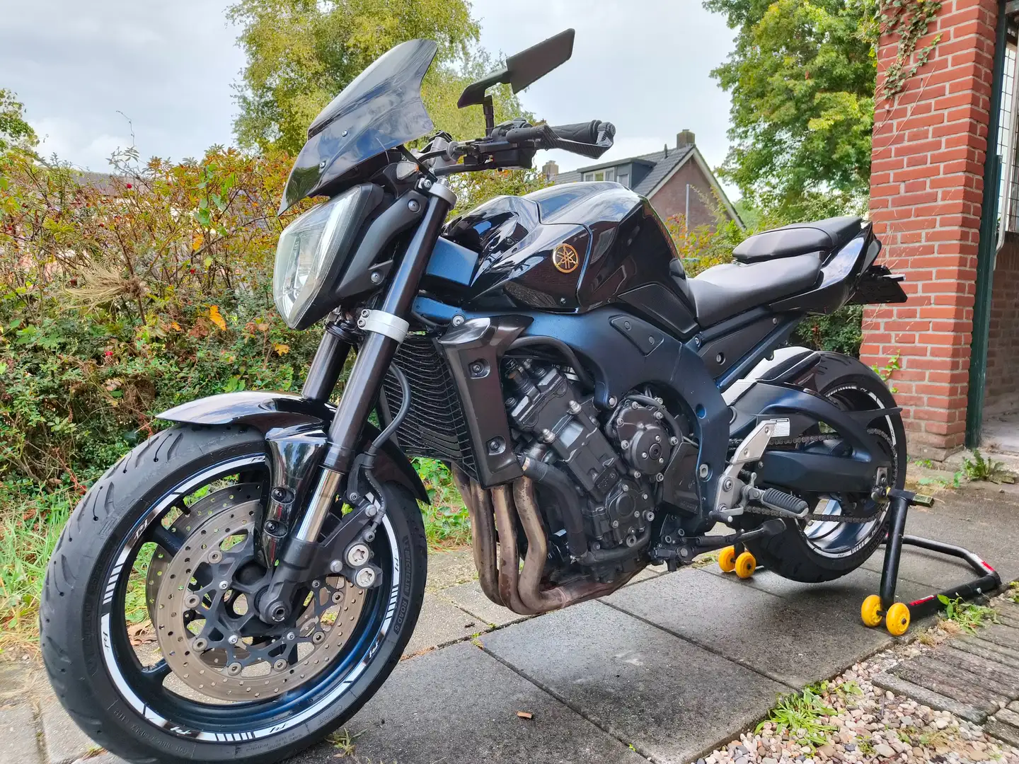 Yamaha FZ 1 Zwart - 2