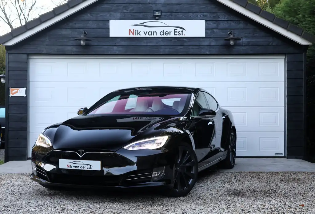Tesla Model S 2018 из Европы — купить под ключ