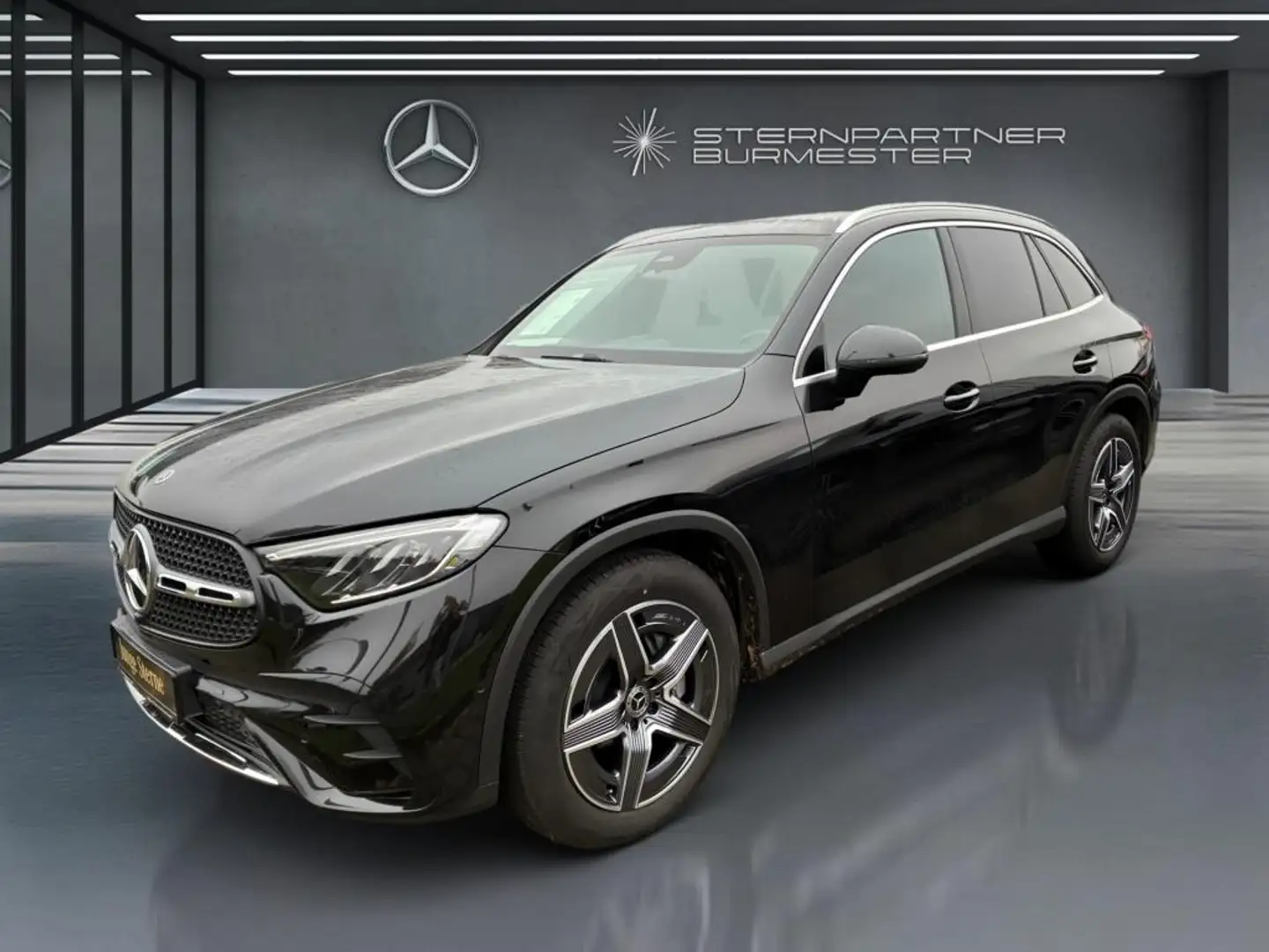 Mercedes-Benz GLC 300 4M AMG+NAVI+PANO+AHK+Kamera+MBUX+Ambiente Noir - 2