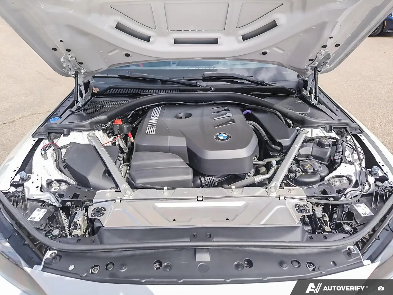 BMW 4 Series снимка BMW 4 Series